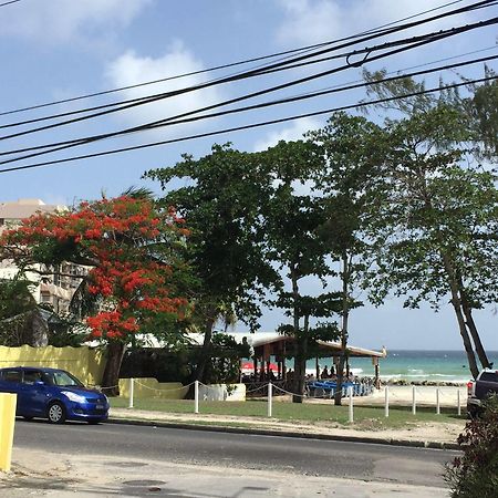 Southern Surf Beach Apartments Rockley エクステリア 写真